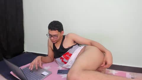 Snapshot of juansuarez204 chatting on 02-20-25, 12:08 juansuarez204 online show from 02-20-25, 12:08