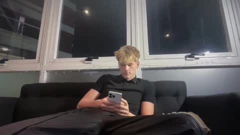 Snapshot of juanswaga chatting on 04-09-26, 11:43 juanswaga online show from 04-09-26, 11:43