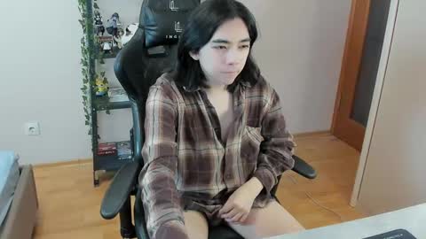 Aoi online show from 02-28-25, 01:58