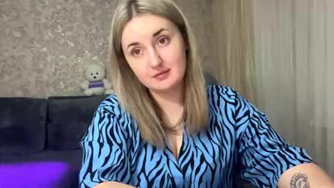 Snapshot of judevalenti chatting on 10-26-25, 04:13 JudeValenti online show from 10-26-25, 04:13