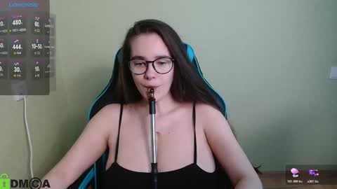 Snapshot of judymarbles_ chatting on 03-13-26, 08:43 Judy Marbles online show from 03-13-26, 08:43