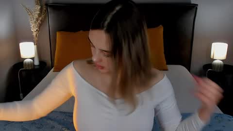 Snapshot of judymiles chatting on 02-19-25, 01:51 Angelica online show from 02-19-25, 01:51