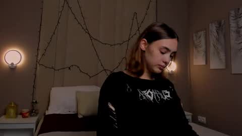 Snapshot of judymiles chatting on 09-16-25, 01:39 Angelica online show from 09-16-25, 01:39