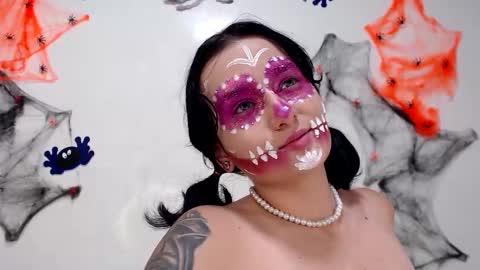 Sisi online show from 10-14-25, 08:31