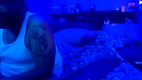 Juiceepawwg420 online show from 05-28-26, 01:41