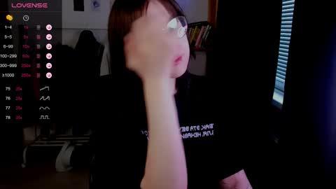 Bella online show from 04-20-26, 08:17