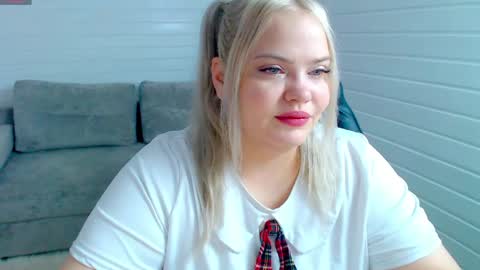 Snapshot of juicy_diana chatting on 05-04-26, 05:25 Diana For friends simple Di online show from 05-04-26, 05:25