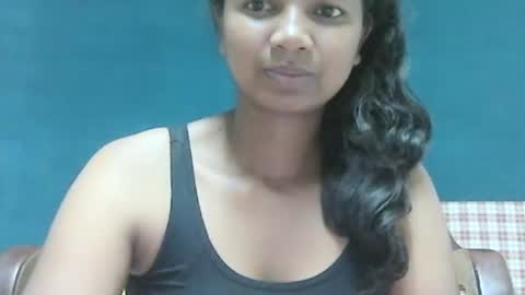 Snapshot of juicy_pretty chatting on 01-13-25, 02:50 stellah online show from 01-13-25, 02:50