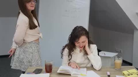 Elza online show from 02-10-26, 12:20