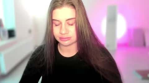 Snapshot of juicyhelenx chatting on 06-14-26, 03:14 Elena online show from 06-14-26, 03:14