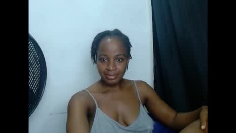 Snapshot of juicykinkx chatting on 11-04-25, 09:36 juicykinkx online show from 11-04-25, 09:36