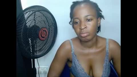 Snapshot of juicykinkx chatting on 11-06-25, 10:38 juicykinkx online show from 11-06-25, 10:38