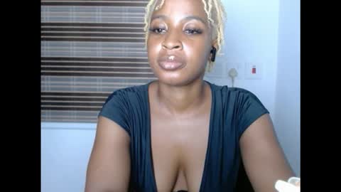 Snapshot of juicykinkx chatting on 11-20-25, 10:20 juicykinkx online show from 11-20-25, 10:20