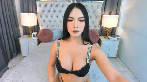 Snapshot of juicymitch chatting on 06-25-26, 08:41 juicymitch online show from 06-25-26, 08:41