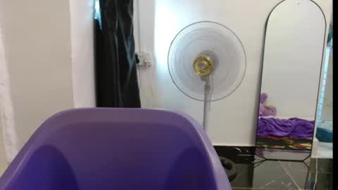 Snapshot of juicyxpink chatting on 02-25-26, 08:24 juicyxpink online show from 02-25-26, 08:24