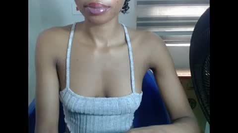 Snapshot of juicyxpussyxx chatting on 07-25-26, 12:14 juicyxpussyxx online show from 07-25-26, 12:14