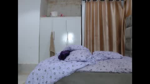 Snapshot of juicyxxxboobs chatting on 12-22-25, 09:01 juicyxxxboobs online show from 12-22-25, 09:01