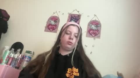 Snapshot of jujusworld__ chatting on 05-25-26, 06:58 jujusworld__ online show from 05-25-26, 06:58