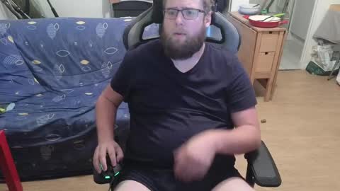 Julcs online show from 12-13-24, 03:00