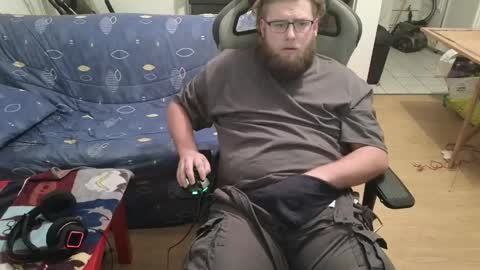 Julcs online show from 01-10-25, 07:43