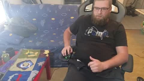 Julcs online show from 01-21-25, 02:37