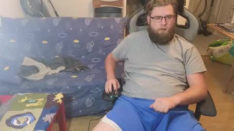 Julcs online show from 01-25-25, 10:07