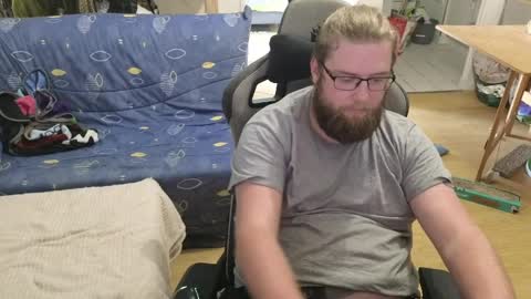 Snapshot of julcs chatting on 04-09-26, 05:18 Julcs online show from 04-09-26, 05:18