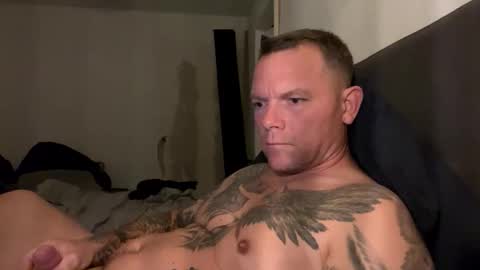 Snapshot of julemanddenmark chatting on 09-25-25, 10:02 julemanddenmark online show from 09-25-25, 10:02