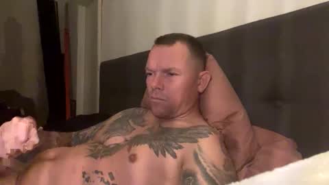 Snapshot of julemanddenmark chatting on 11-03-25, 08:32 julemanddenmark online show from 11-03-25, 08:32