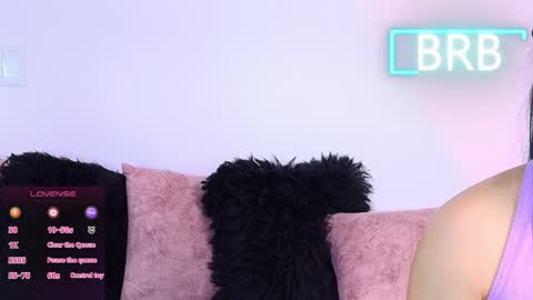Jules and Gia online show from 05-18-26, 01:17