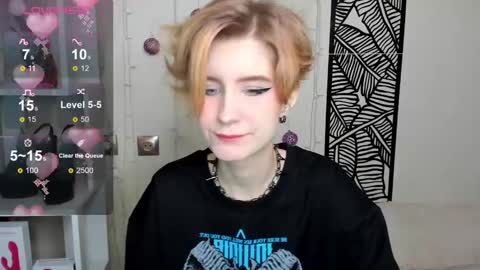 Snapshot of julescrown chatting on 01-13-25, 01:13 Jules online show from 01-13-25, 01:13