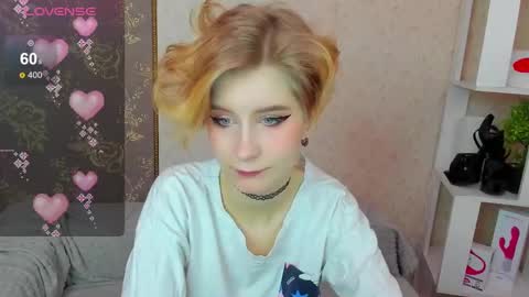 Snapshot of julescrown chatting on 01-25-25, 01:32 Jules online show from 01-25-25, 01:32