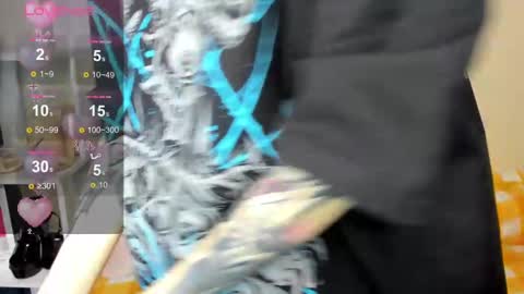 Snapshot of julescrown chatting on 01-28-25, 01:39 Jules online show from 01-28-25, 01:39