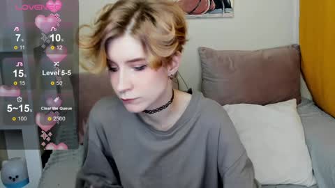 Snapshot of julescrown chatting on 01-31-25, 04:25 Jules online show from 01-31-25, 04:25