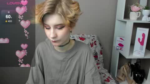 Snapshot of julescrown chatting on 02-13-25, 01:29 Jules online show from 02-13-25, 01:29