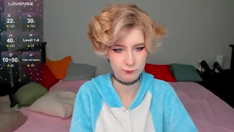 Snapshot of julescrown chatting on 09-25-25, 12:58 Jules online show from 09-25-25, 12:58