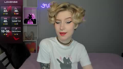 Snapshot of julescrown chatting on 10-07-25, 12:19 Jules online show from 10-07-25, 12:19