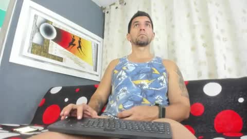 juleslake2 online show from 04-01-26, 01:01