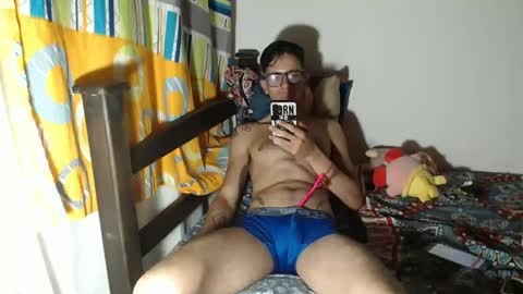 Snapshot of julfigo chatting on 01-19-25, 02:57 Julfigo online show from 01-19-25, 02:57