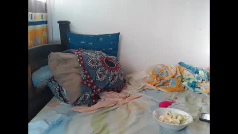 Snapshot of julfigo chatting on 11-03-25, 11:33 Julfigo online show from 11-03-25, 11:33