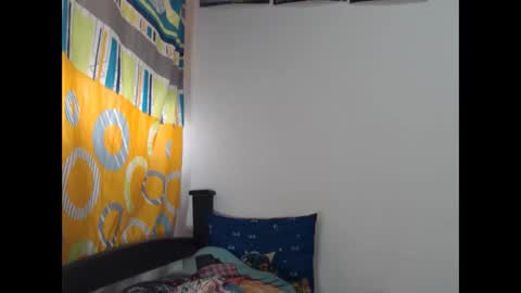 Snapshot of julfigo chatting on 02-19-26, 06:37 Julfigo online show from 02-19-26, 06:37