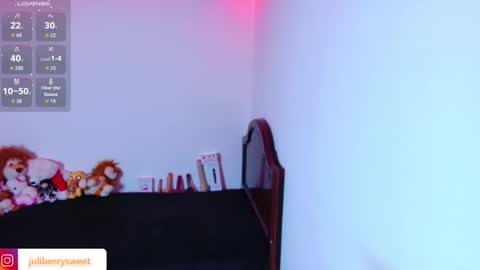 Snapshot of juli05star chatting on 11-16-25, 02:06 Juliana online show from 11-16-25, 02:06