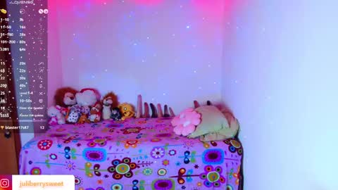 Snapshot of juli05star chatting on 05-29-26, 02:31 Juliana online show from 05-29-26, 02:31