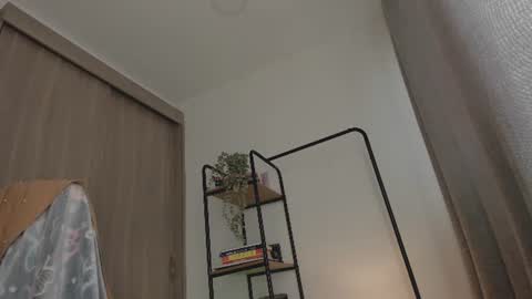 Snapshot of juli_hairy chatting on 08-04-26, 03:36 Juli Modelo Independiente online show from 08-04-26, 03:36