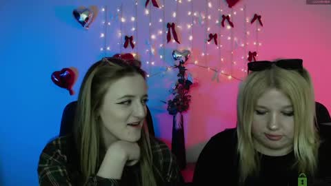 juli kisss online show from 04-28-26, 03:00