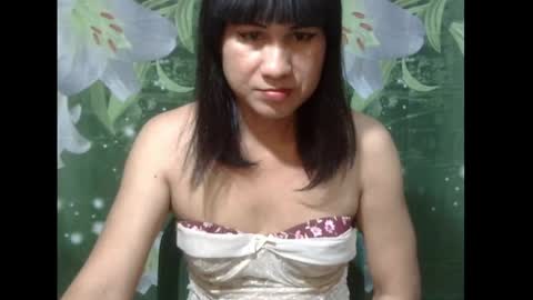 Snapshot of julia111987 chatting on 04-30-26, 05:41 JULIA online show from 04-30-26, 05:41