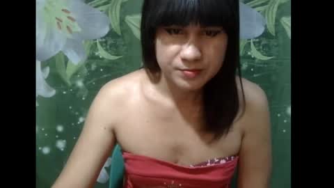 Snapshot of julia111987 chatting on 05-11-26, 04:04 JULIA online show from 05-11-26, 04:04