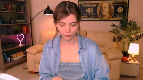 julia485262 online show from 06-02-26, 01:13