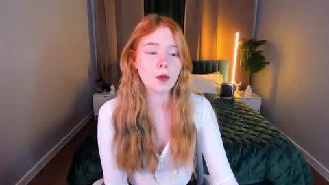 Snapshot of julia_anis chatting on 02-15-26, 01:02 Julia online show from 02-15-26, 01:02