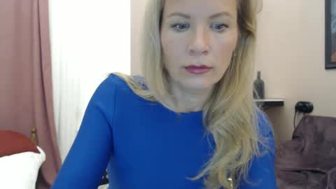 Snapshot of julia_giulia chatting on 01-31-25, 01:22 julia_giulia online show from 01-31-25, 01:22